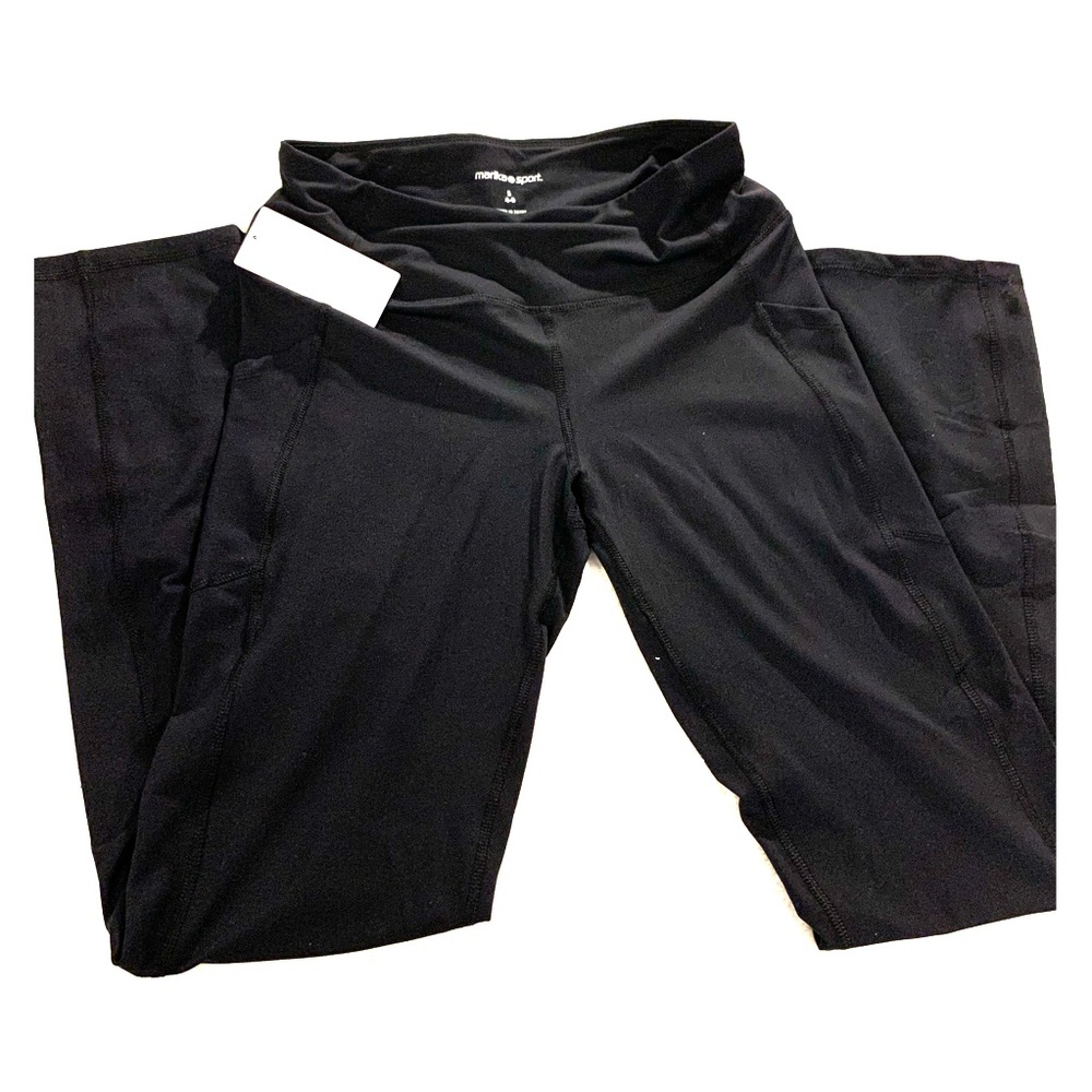 Marika Sport Yoga Pants w/ 3 pockets! NWT